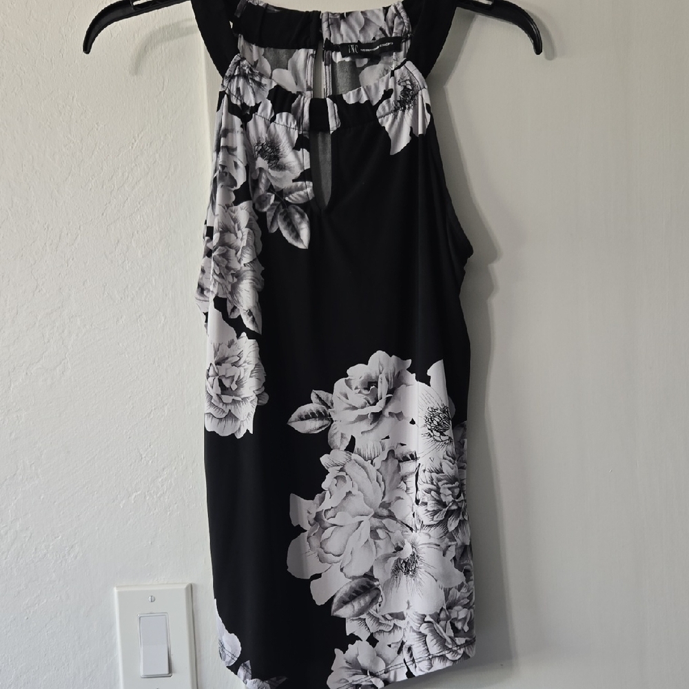 Chic Black and White Floral Women's Blouse